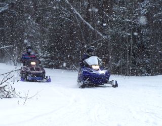 Jo Mary Pleasant Pond connector trail as it enters ITS86 during snowstorm on March 4, 2006